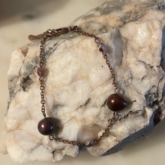 Premier Design Rasberry Bracelet - Picture 2 of 6